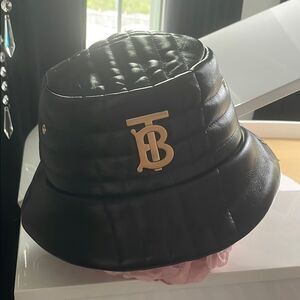 Burberry Black Quilted Bucket Hat- luxe statement, size M - Modern
